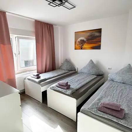 Gemuetliche In Apartmán *